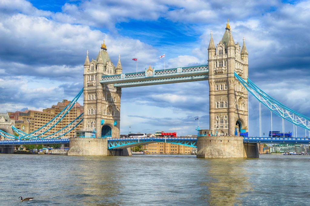 Picture of tower bridge in london
