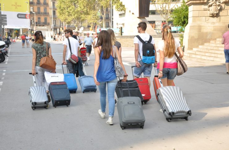 luggage group travel
