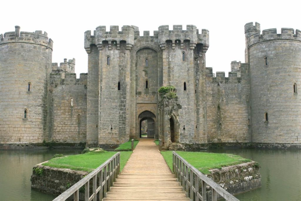 bodiam castle entrance