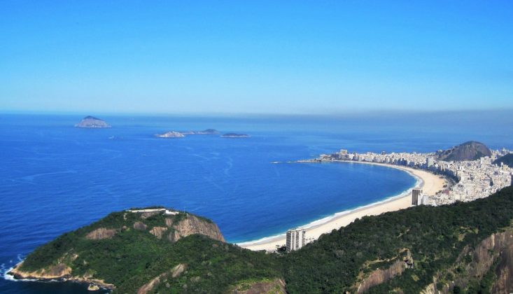 copacabana beach rio de janeiro brazil picture