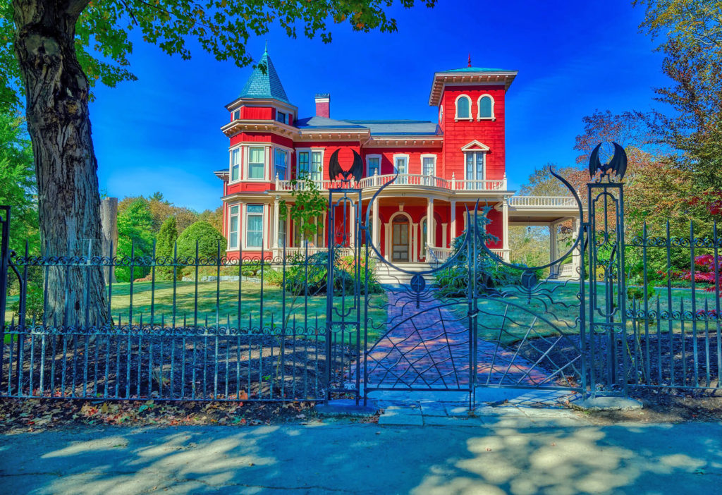 home of stephen king in bangor maine