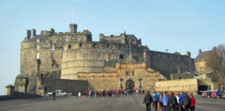 edinburgh castle scotland