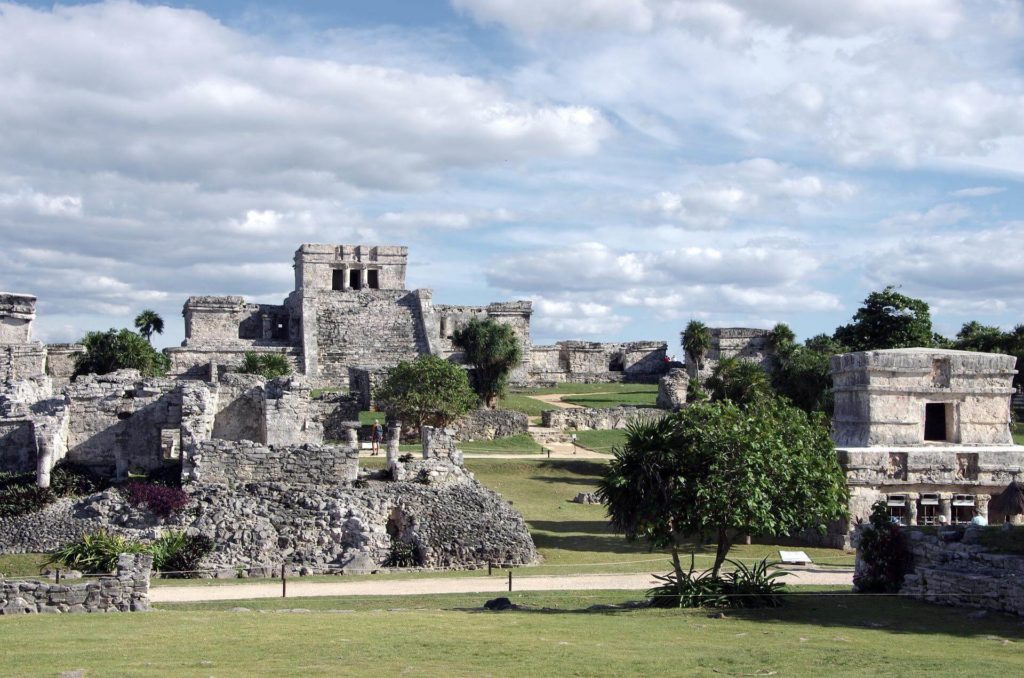 tulum mayan ruins in mexico